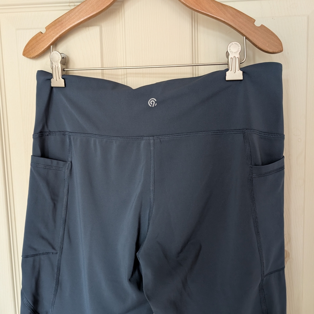 Champion Grayish Blue 3/4 Workout Leggings XL - Picture 5 of 6
